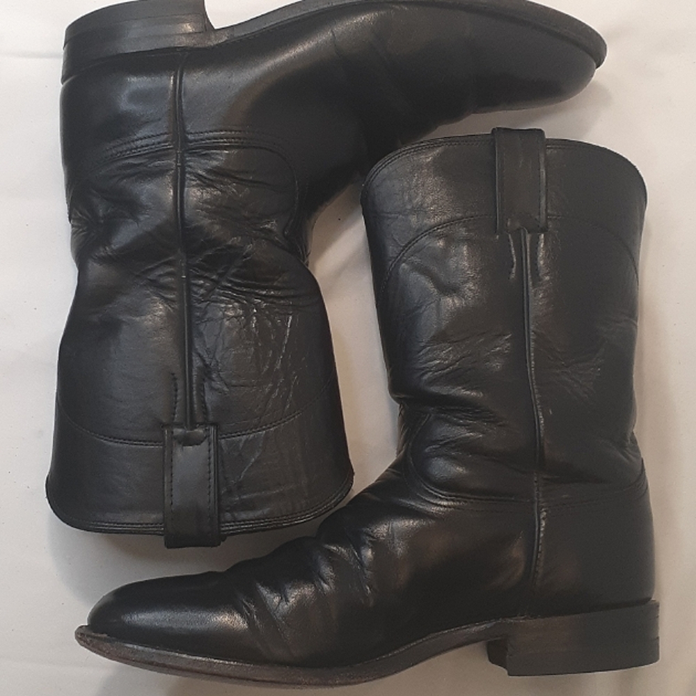 Justin Men's Black Leather Cowboy Boots. Style 3133.